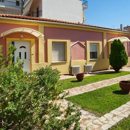 Villa Elli 2 Beach-Front Villa With Garden Itea Exterior photo