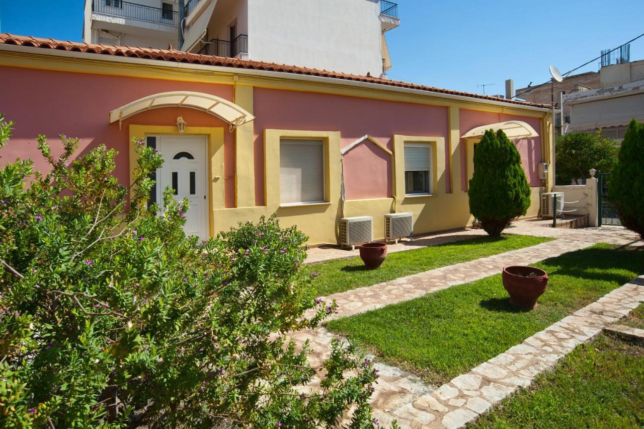 Elli 2 Beach-front With Garden Itea